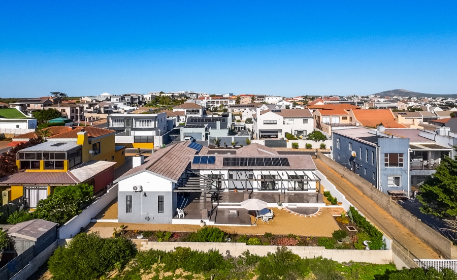 4 Bedroom Property for Sale in Myburgh Park Western Cape